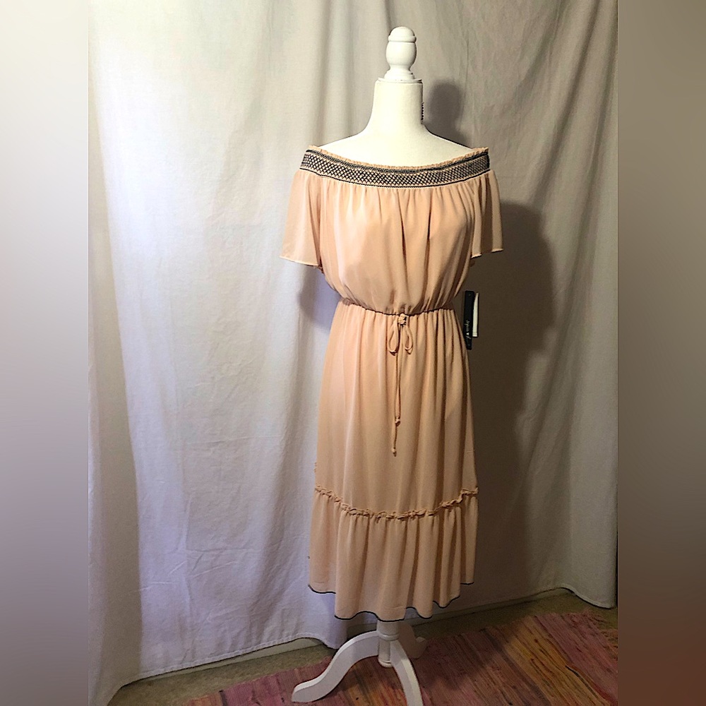 NWT! Sequin Hearts Bohemian dress
